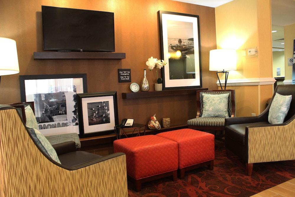 Hampton Inn By Hilton Panama City Beach Upper Grand Lagoon Eksteriør bilde