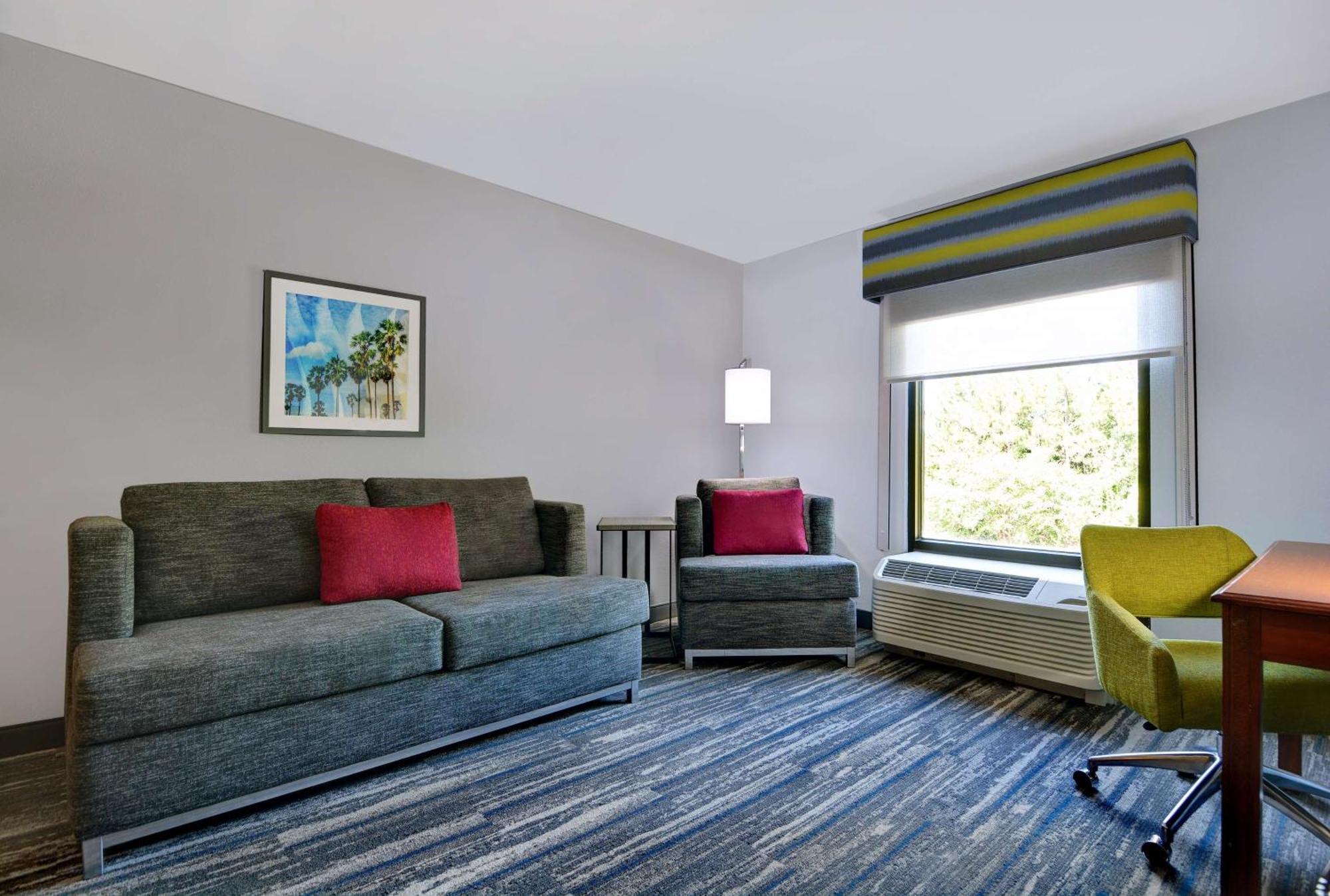 Hampton Inn By Hilton Panama City Beach Upper Grand Lagoon Eksteriør bilde