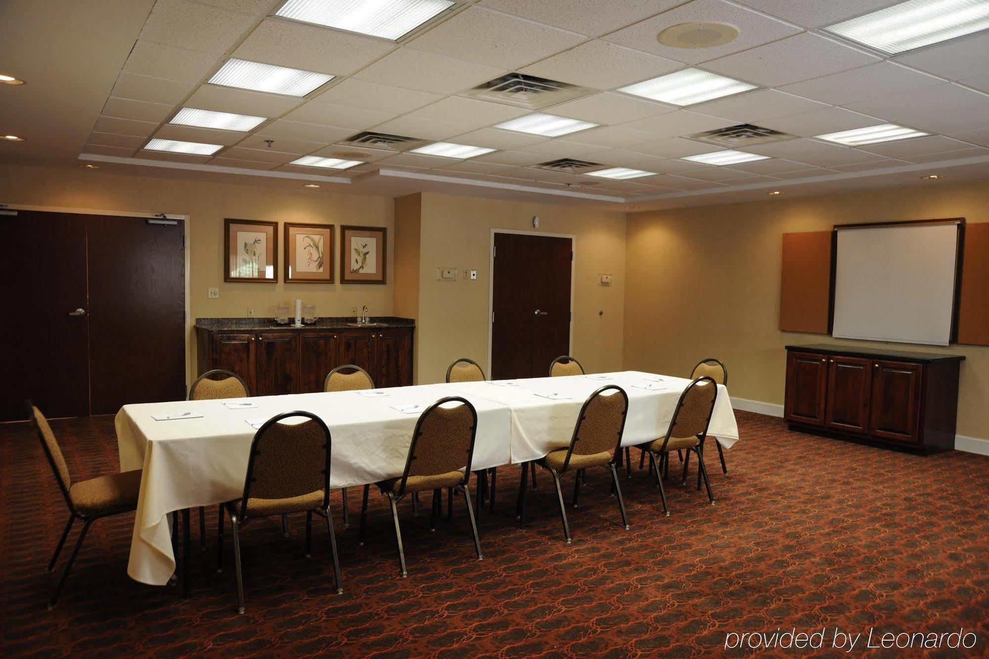 Hampton Inn By Hilton Panama City Beach Upper Grand Lagoon Eksteriør bilde