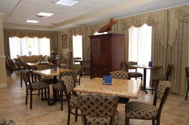 Hampton Inn By Hilton Panama City Beach Upper Grand Lagoon Eksteriør bilde